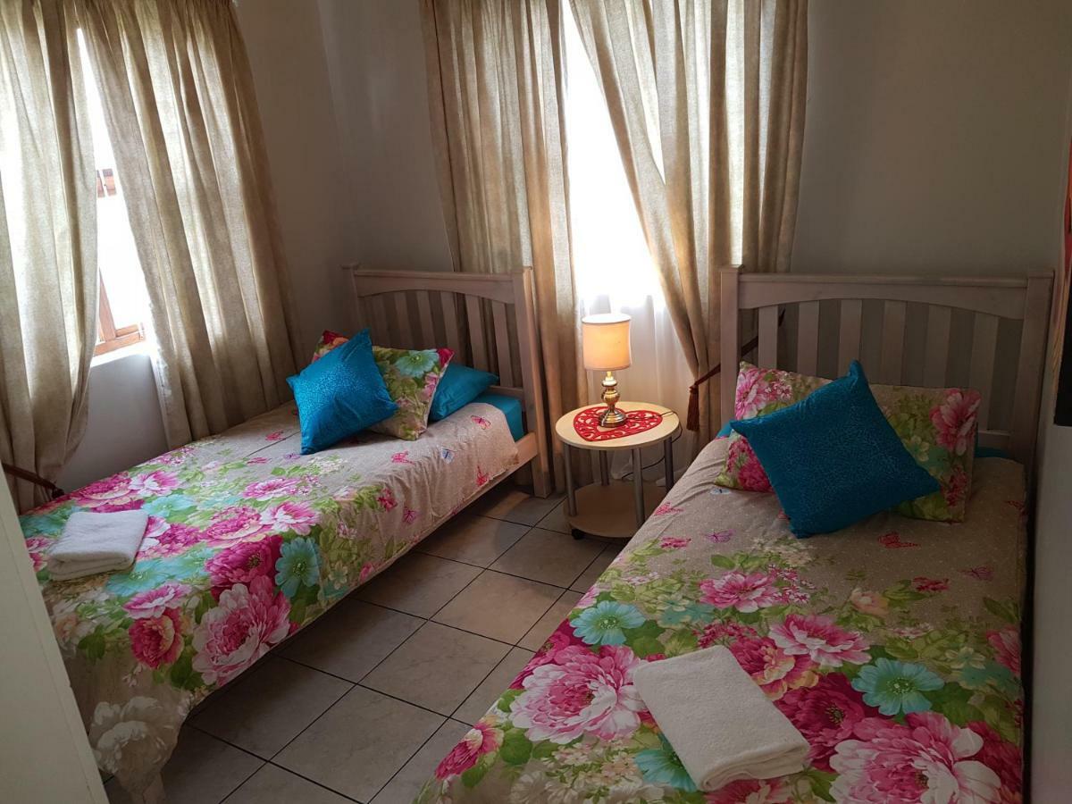 Serengeti Heide Self Catering Flats Le Cap Extérieur photo